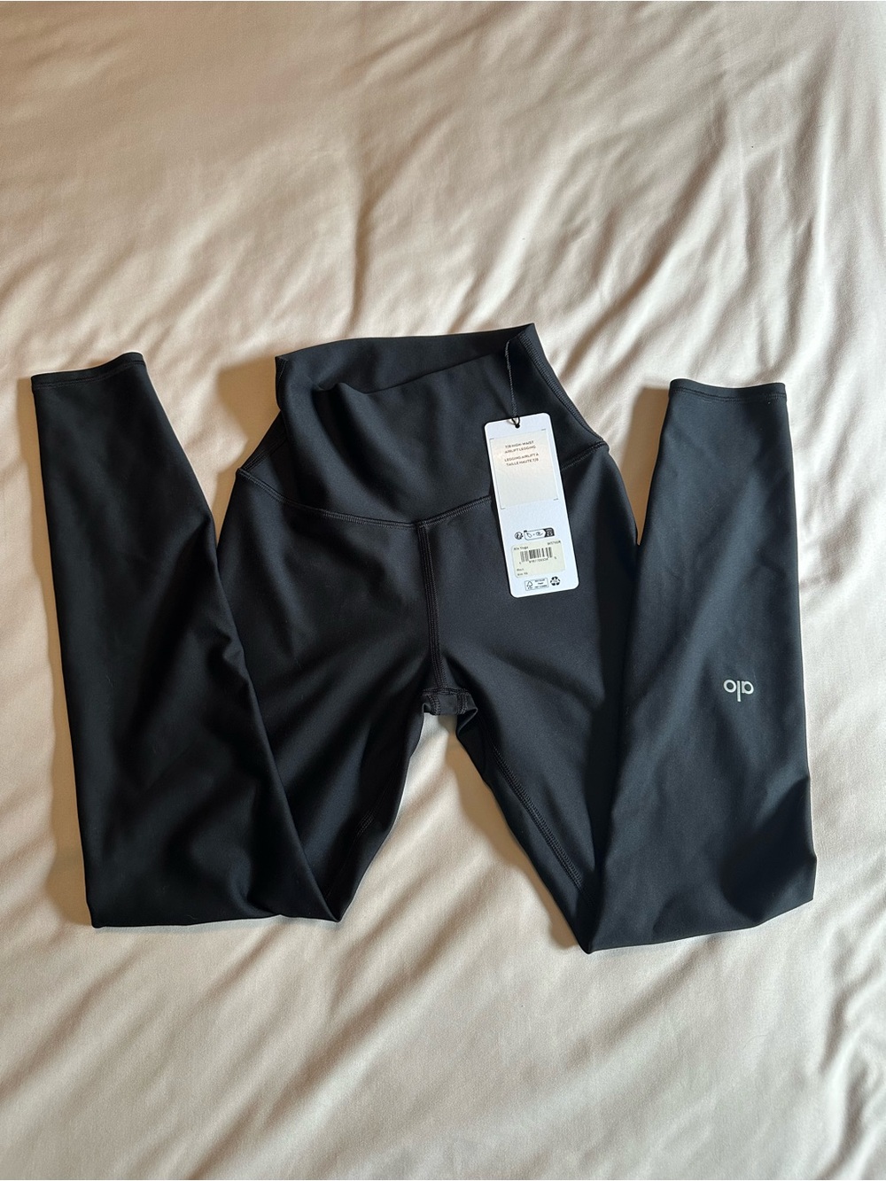 ALO Yoga Airlift Leggings